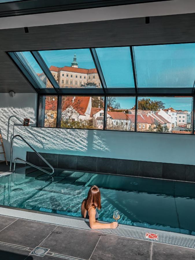 Wellness Hotel Volarik Mikulov Esterno foto