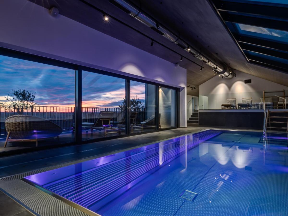 Wellness Hotel Volarik Mikulov Esterno foto