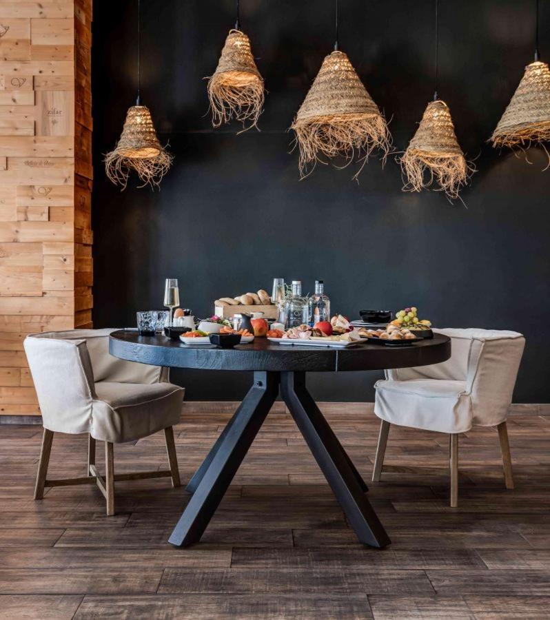 Wellness Hotel Volarik Mikulov Esterno foto