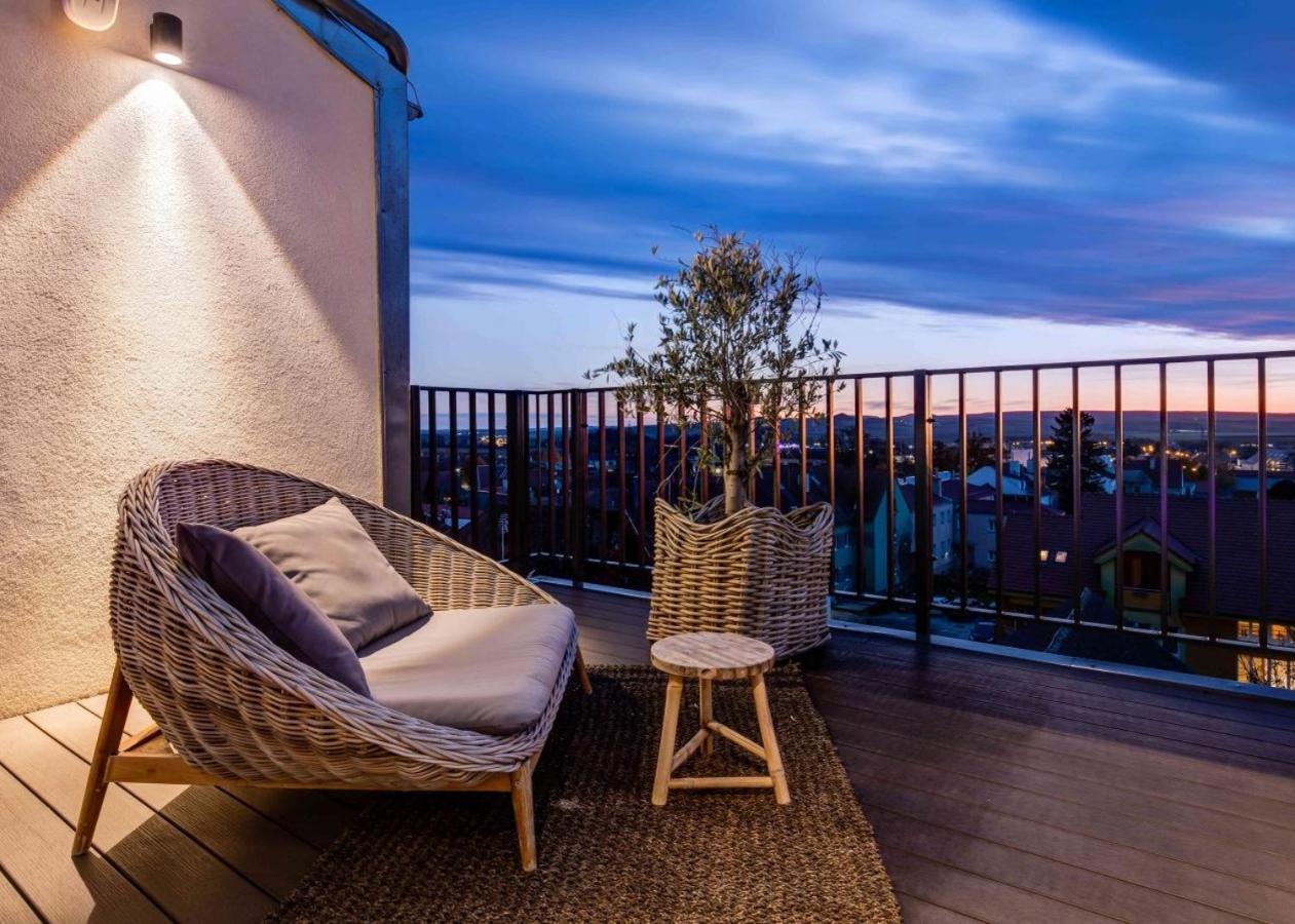 Wellness Hotel Volarik Mikulov Esterno foto