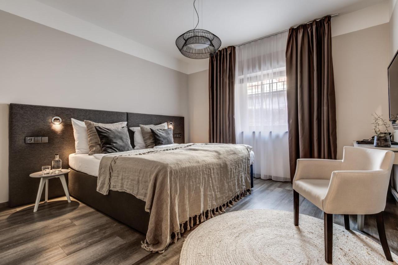 Wellness Hotel Volarik Mikulov Esterno foto