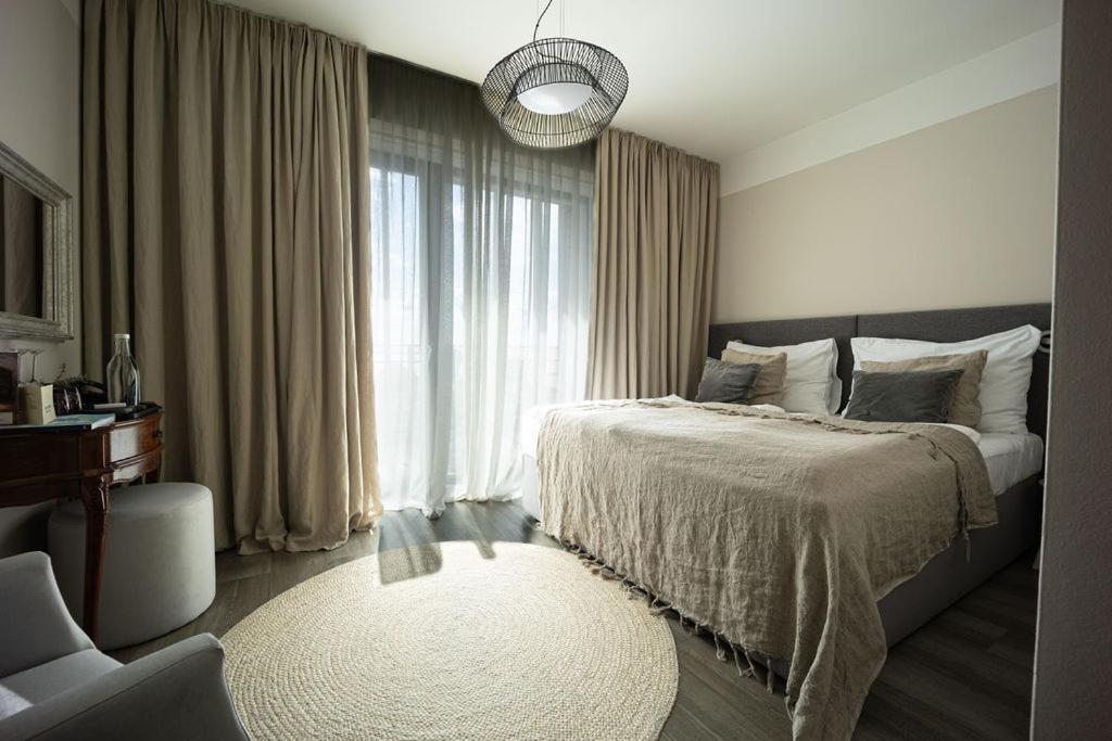 Wellness Hotel Volarik Mikulov Esterno foto
