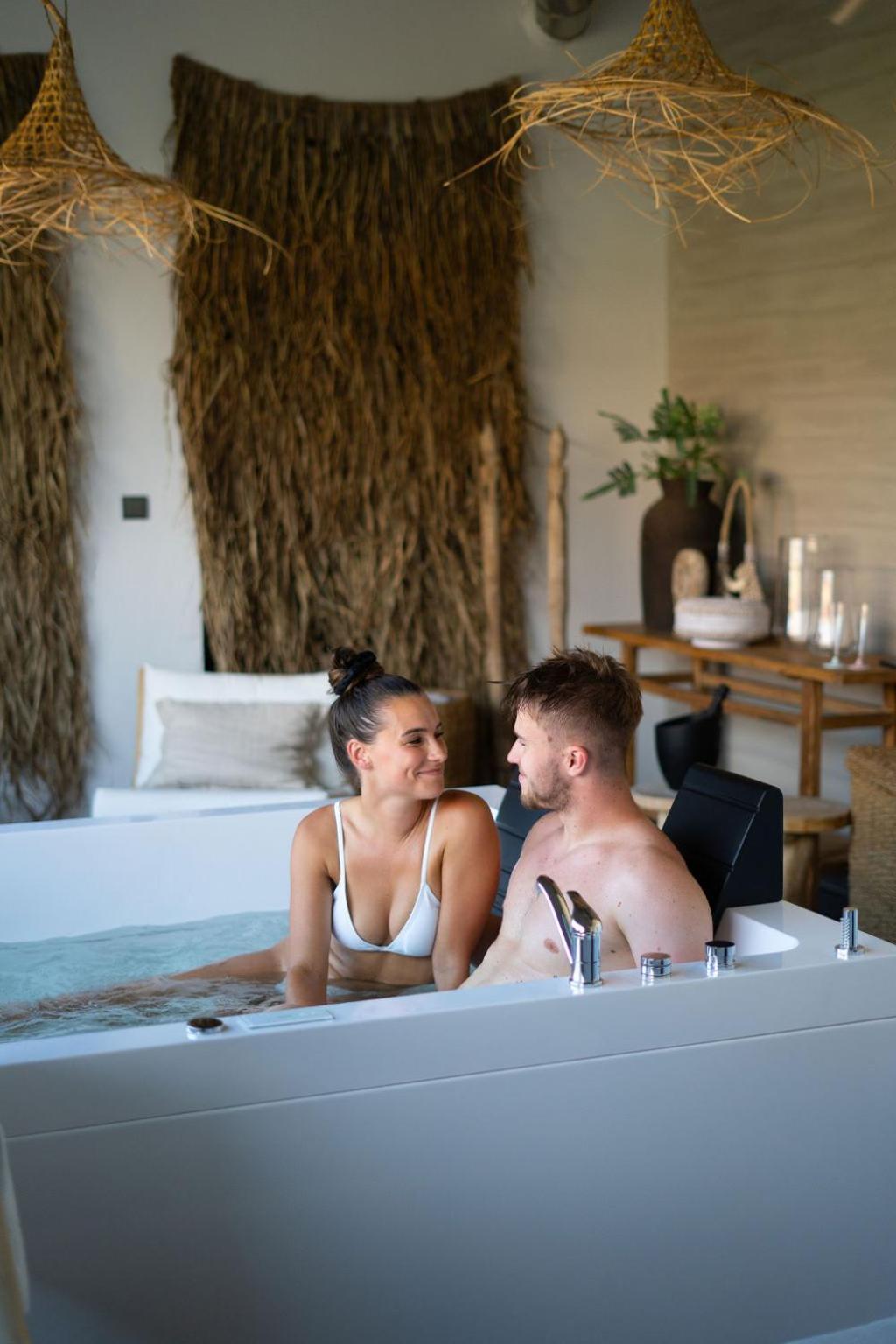 Wellness Hotel Volarik Mikulov Esterno foto
